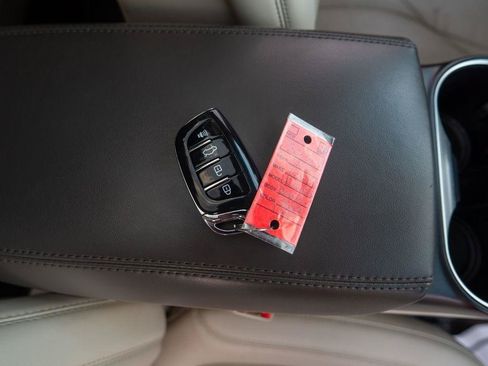 Used 2019 Lincoln Nautilus Reserve FWD image 34