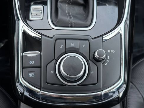 Used 2023 MAZDA CX-9 Touring Plus AWD/4WD image 19