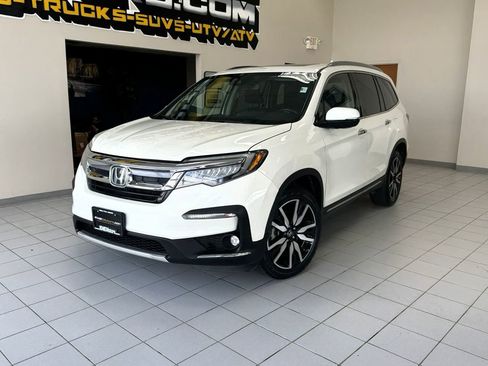 Used 2019 Honda Pilot Touring image 1