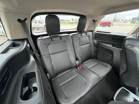 Used 2020 Lincoln Aviator Grand Touring w/ Equipment Group 302A AWD/4WD image 33