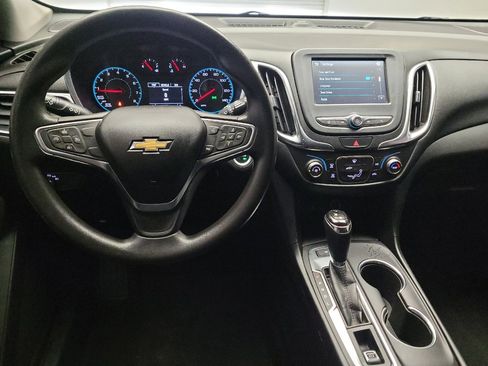 Used 2018 Chevrolet Equinox LT FWD image 22