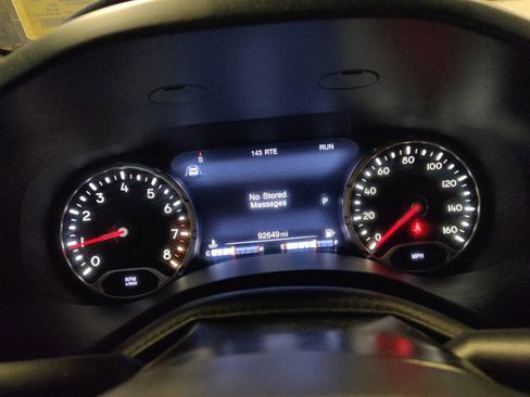 Used 2021 Jeep Renegade Latitude FWD image 23