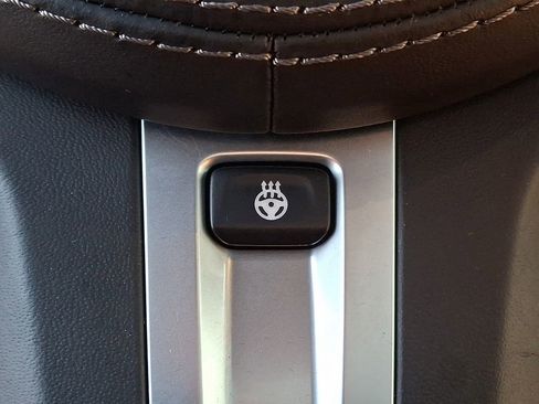 Used 2022 BMW X7 xDrive40i w/ M Sport Package image 19