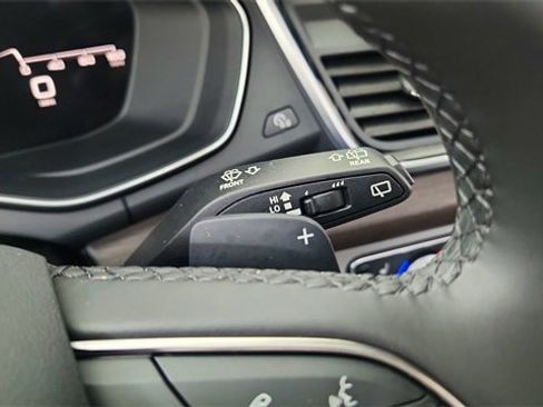 Used 2024 Audi Q5 2.0T Premium Plus w/ Premium Plus Package image 42