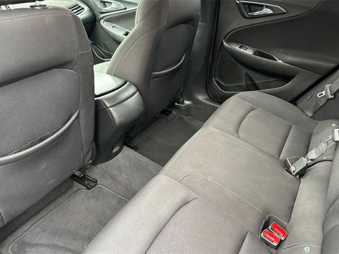 Used 2020 Chevrolet Malibu LS w/ LPO, Convenience Package 2 image 9