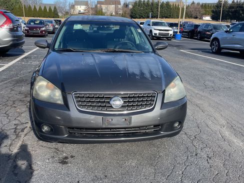 Used 2005 Nissan Altima 2.5 S image 9