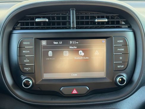 Used 2021 Kia Soul X-Line FWD image 22