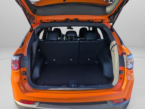 New 2026 Jeep Compass Latitude AWD/4WD image 7