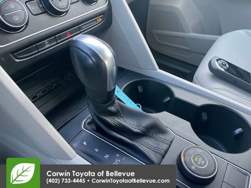 Used 2020 Volkswagen Atlas SE w/ Panoramic Sunroof Package AWD/4WD image 14