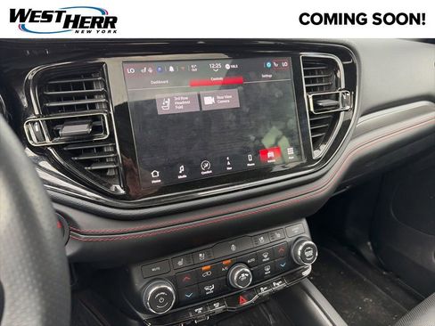 Used 2025 Dodge Durango R/T AWD/4WD image 9