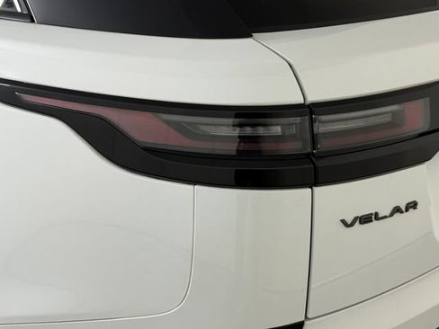 Certified 2026 Land Rover Range Rover Velar Dynamic SE AWD/4WD image 13