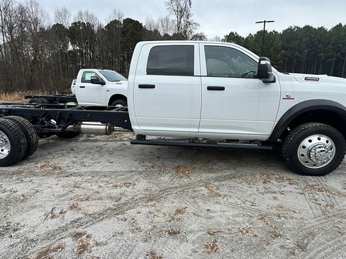 New 2026 RAM 4500 Tradesman w/ Chrome Appearance Group image 7