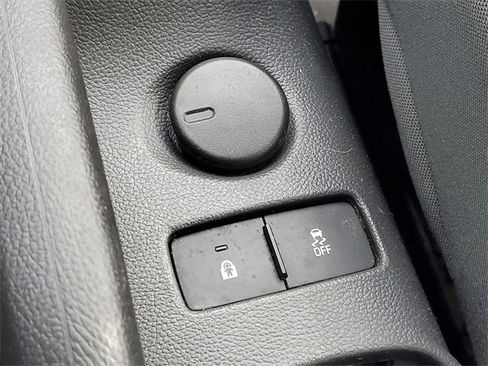 Used 2012 Chevrolet Sonic LT image 21