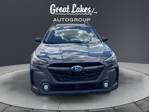 Used 2025 Subaru Outback Premium AWD/4WD image 8
