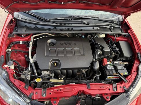 Used 2017 Toyota Corolla XLE FWD image 35