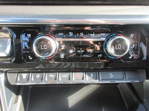 New 2026 GMC Sierra 2500 Denali Ultimate image 20