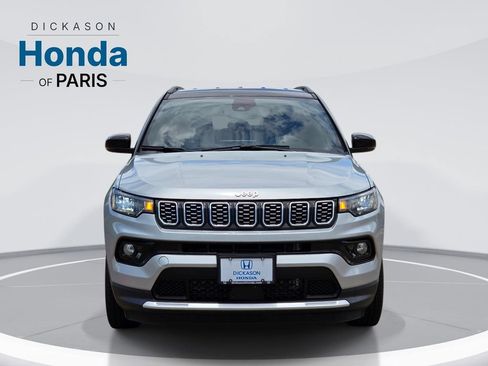 Used 2025 Jeep Compass Limited AWD/4WD image 2