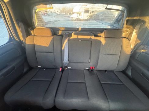 Used 2011 Chevrolet Avalanche LS image 13