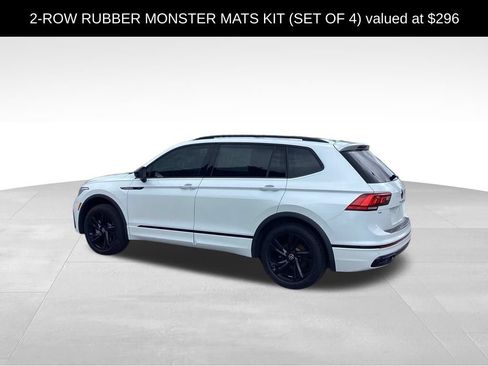 Used 2024 Volkswagen Tiguan SE R-Line AWD/4WD image 5