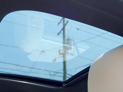 Used 2021 Mercedes-Benz A 220 4MATIC w/ Premium Package image 19