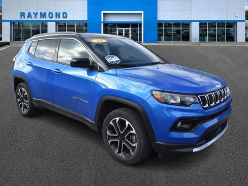 Used 2023 Jeep Compass Limited image 1