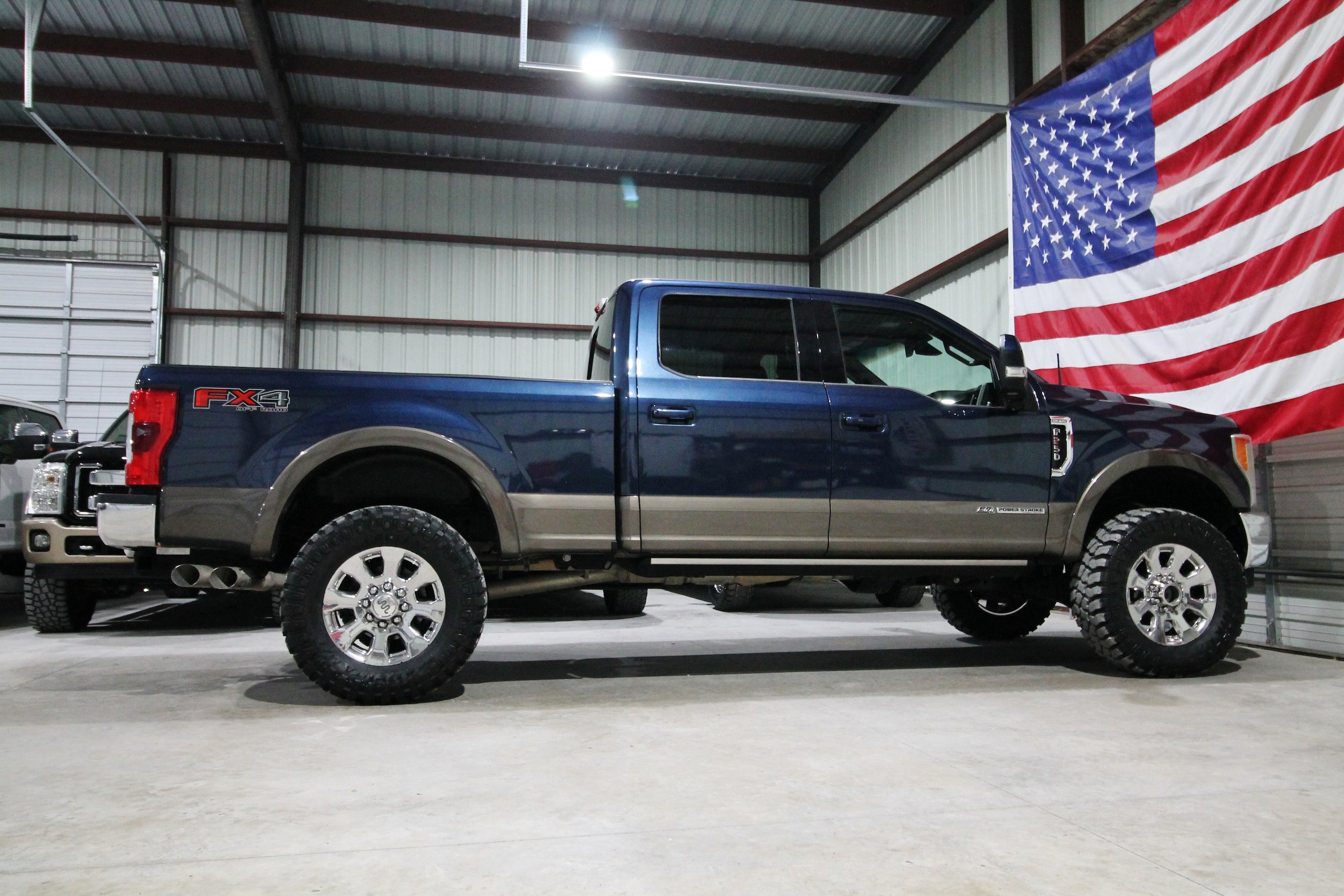 Used 2017 Ford F250 King Ranch w/ King Ranch Ultimate Package AWD/4WD image 13