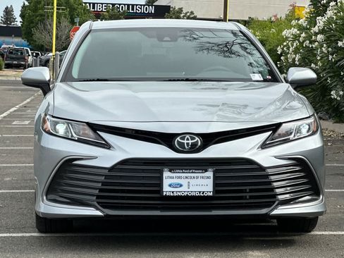 Used 2023 Toyota Camry LE FWD image 10