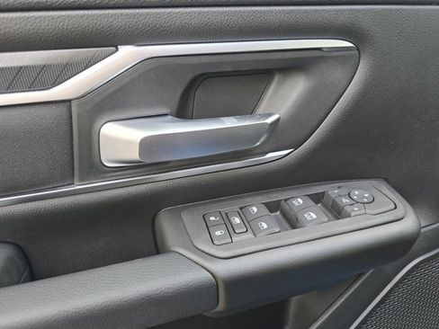 Used 2025 RAM 1500 Big Horn AWD/4WD image 39