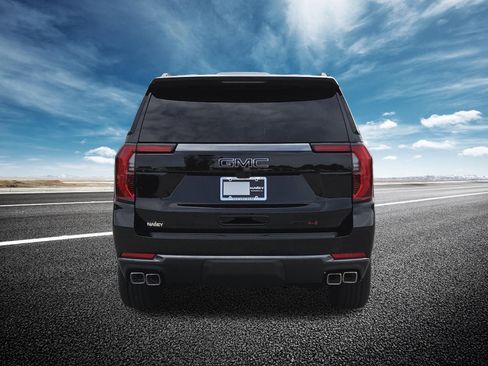 New 2026 GMC Yukon AT4 AWD/4WD image 21