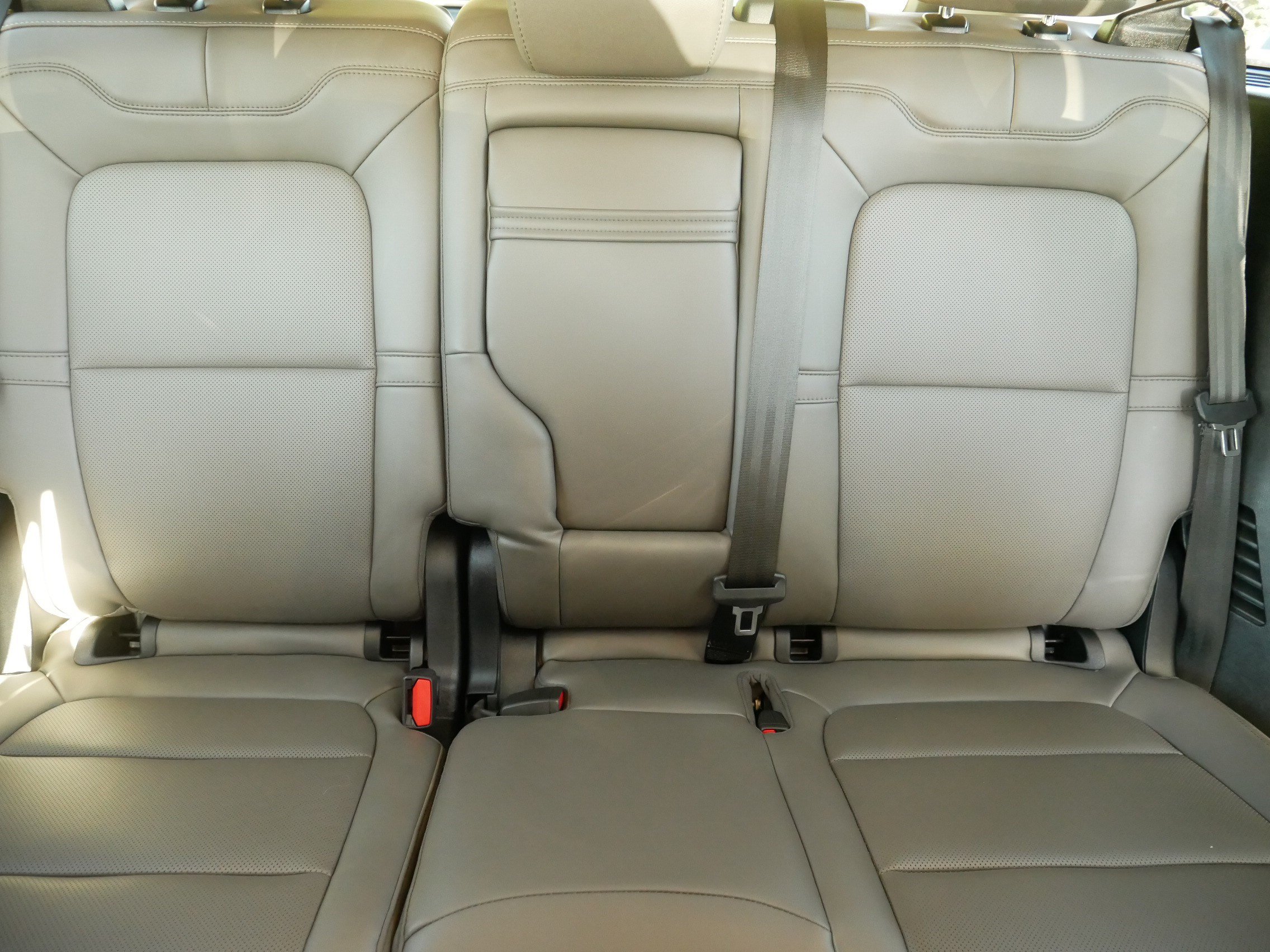 Used 2024 Lincoln Corsair AWD w/ Equipment Group 102A image 13