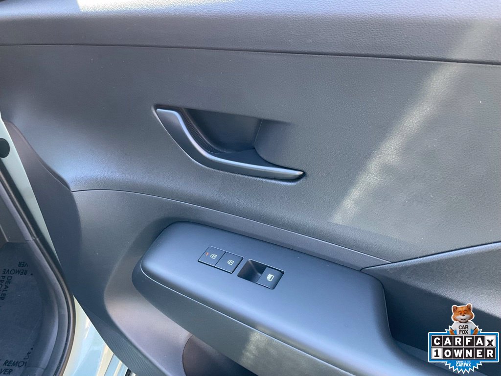 Used 2024 Hyundai Kona SEL FWD image 69