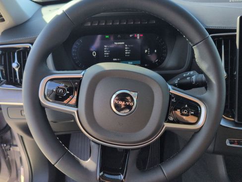 New 2026 Volvo XC90 B6 Ultra image 16