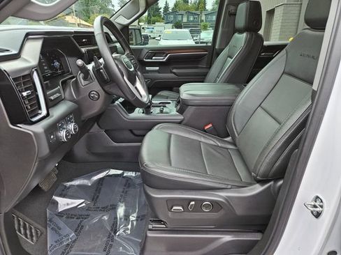 Used 2024 GMC Sierra 1500 Denali w/ Denali Reserve Package AWD/4WD image 22