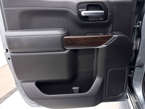 Used 2019 GMC Sierra 1500 SLT w/ SLT Premium Plus Package image 32