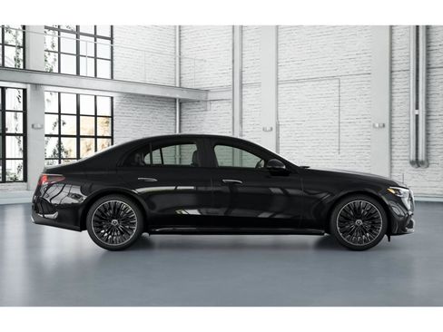 New 2026 Mercedes-Benz E 350 4MATIC Sedan image 17