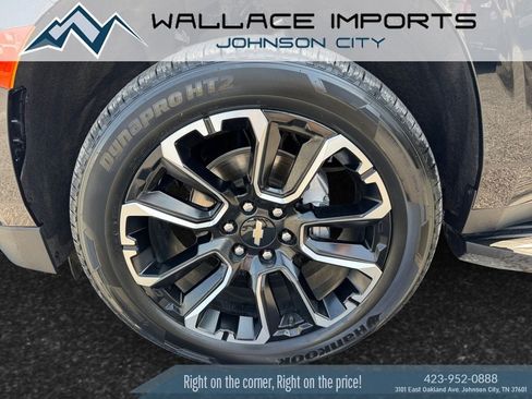 Used 2023 Chevrolet Tahoe LT w/ LT Signature Package AWD/4WD image 9