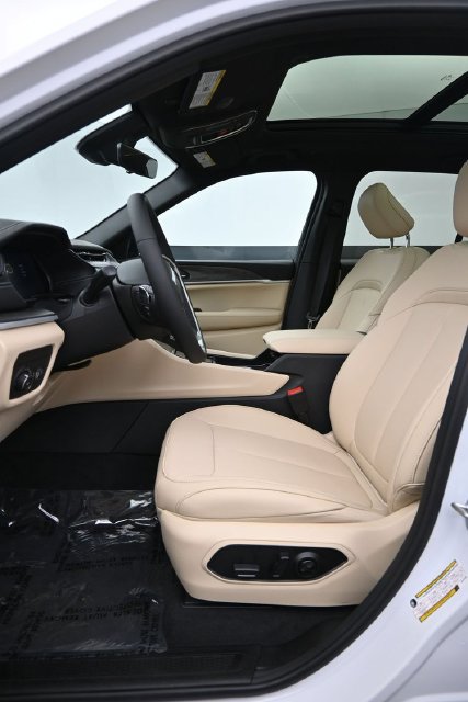 New 2027 Jeep Grand Cherokee Limited AWD/4WD image 10