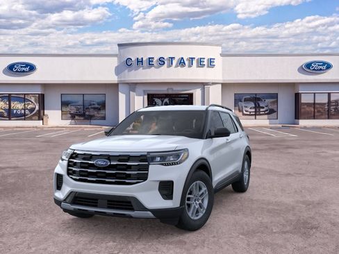 New 2026 Ford Explorer Active RWD image 2