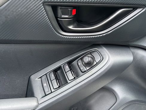 Used 2024 Subaru Crosstrek 2.0i Premium image 24