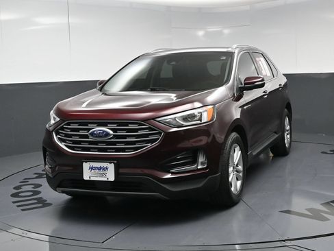 Used 2020 Ford Edge SEL w/ Convenience Package FWD image 11