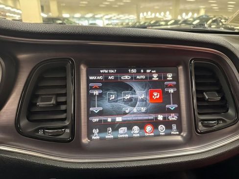 Used 2016 Dodge Challenger R/T Plus image 19