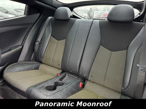 Used 2016 Hyundai Veloster w/ Option Group 02 image 5