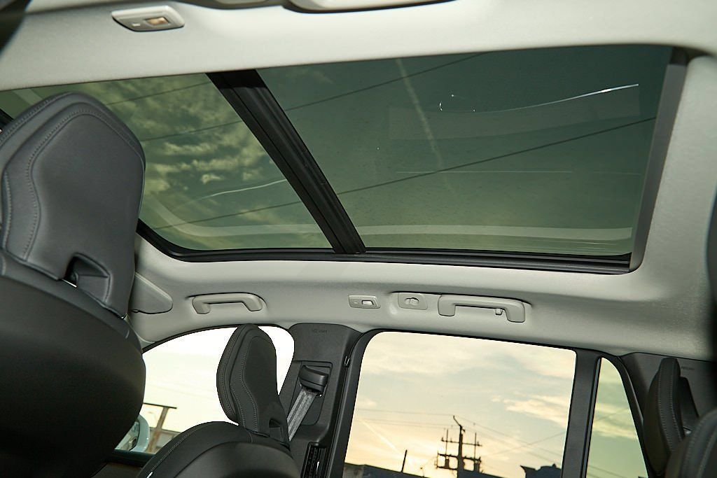 New 2026 Volvo XC90 B6 Plus w/ Protection Package AWD/4WD image 22