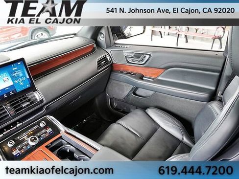 Used 2022 Lincoln Navigator L Reserve w/ Monochromatic Package AWD/4WD image 26