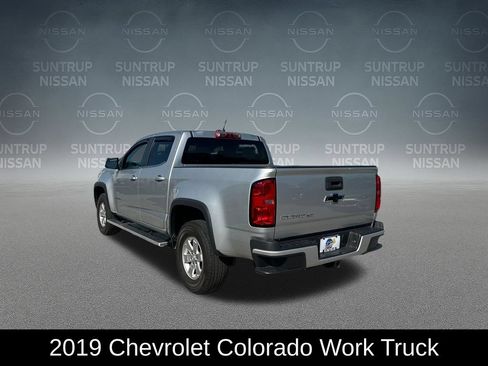 Used 2019 Chevrolet Colorado W/T w/ WT Convenience Package RWD image 3