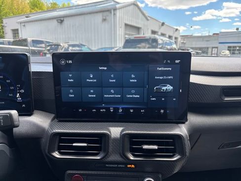 Used 2024 Ford Mustang Coupe RWD image 17