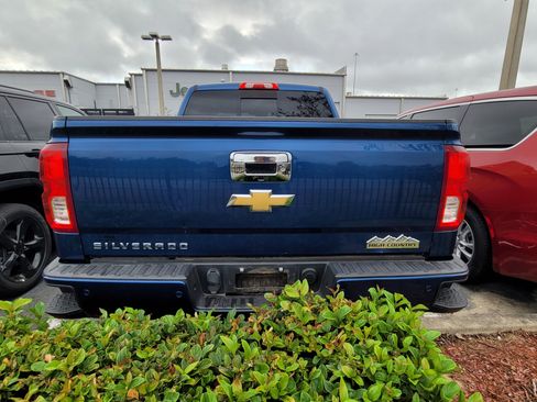 Used 2017 Chevrolet Silverado 1500 High Country image 5