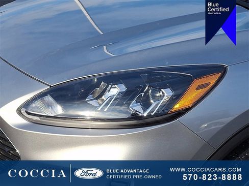 Certified 2022 Ford Escape SE w/ Cold Weather Package image 9