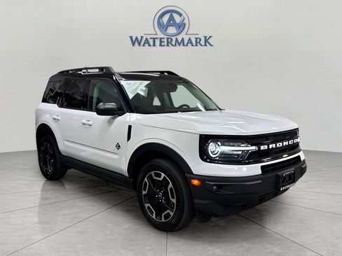 Used 2023 Ford Bronco Sport Outer Banks w/ Tech Package image 7
