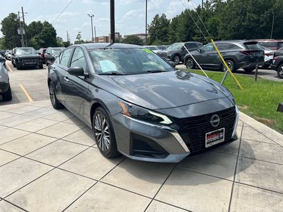 Used 2025 Nissan Altima 2.5 SV